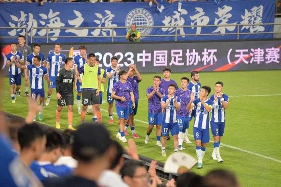斯基拉表示：“萨尔与热刺续约至2029年含一年延长条款已经到了最后阶段，他将得到重要的涨薪，热刺已经与他的经纪人特里姆博利达成原则性协议。